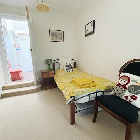 Spacious Town-Centre Apartment With Stunning Views Great Malvern Exteriér fotografie