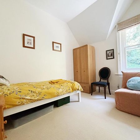 Spacious Town-Centre Apartment With Stunning Views Great Malvern Exteriér fotografie
